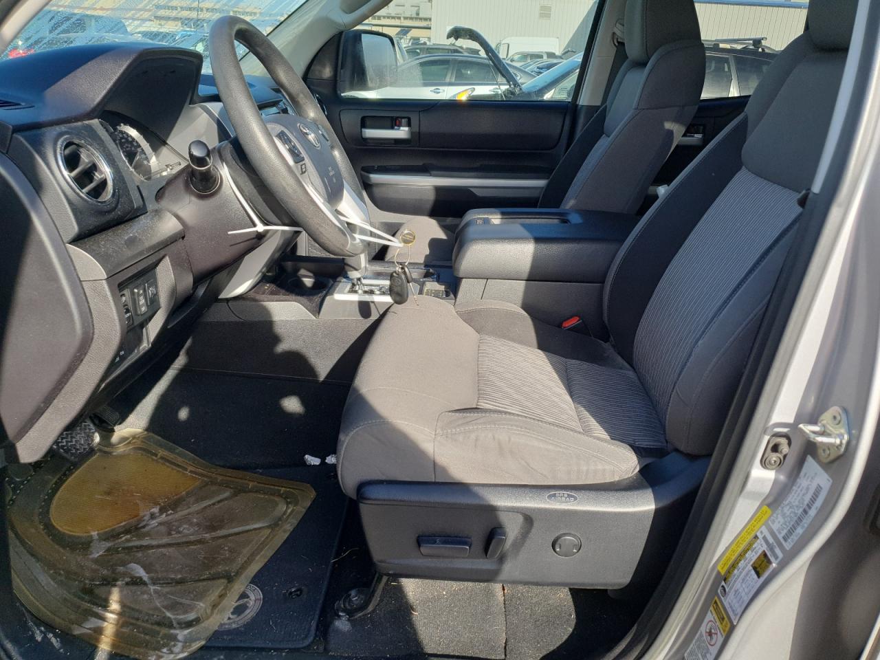 2014 Toyota Tundra - Image 7
