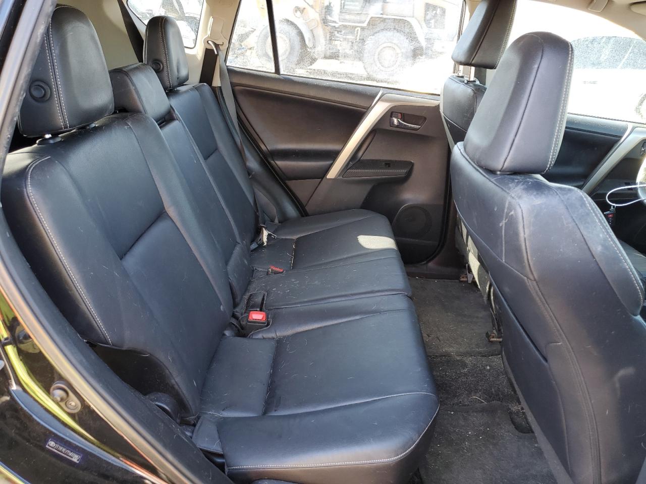 2013 Toyota RAV 4 - Image 11