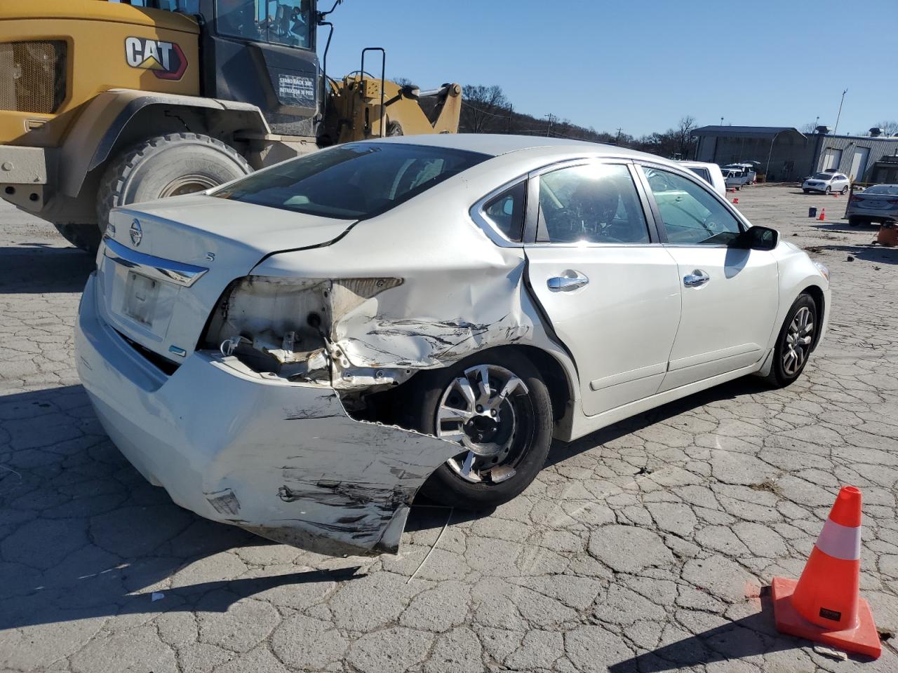 2015 Nissan Altima - Image 3