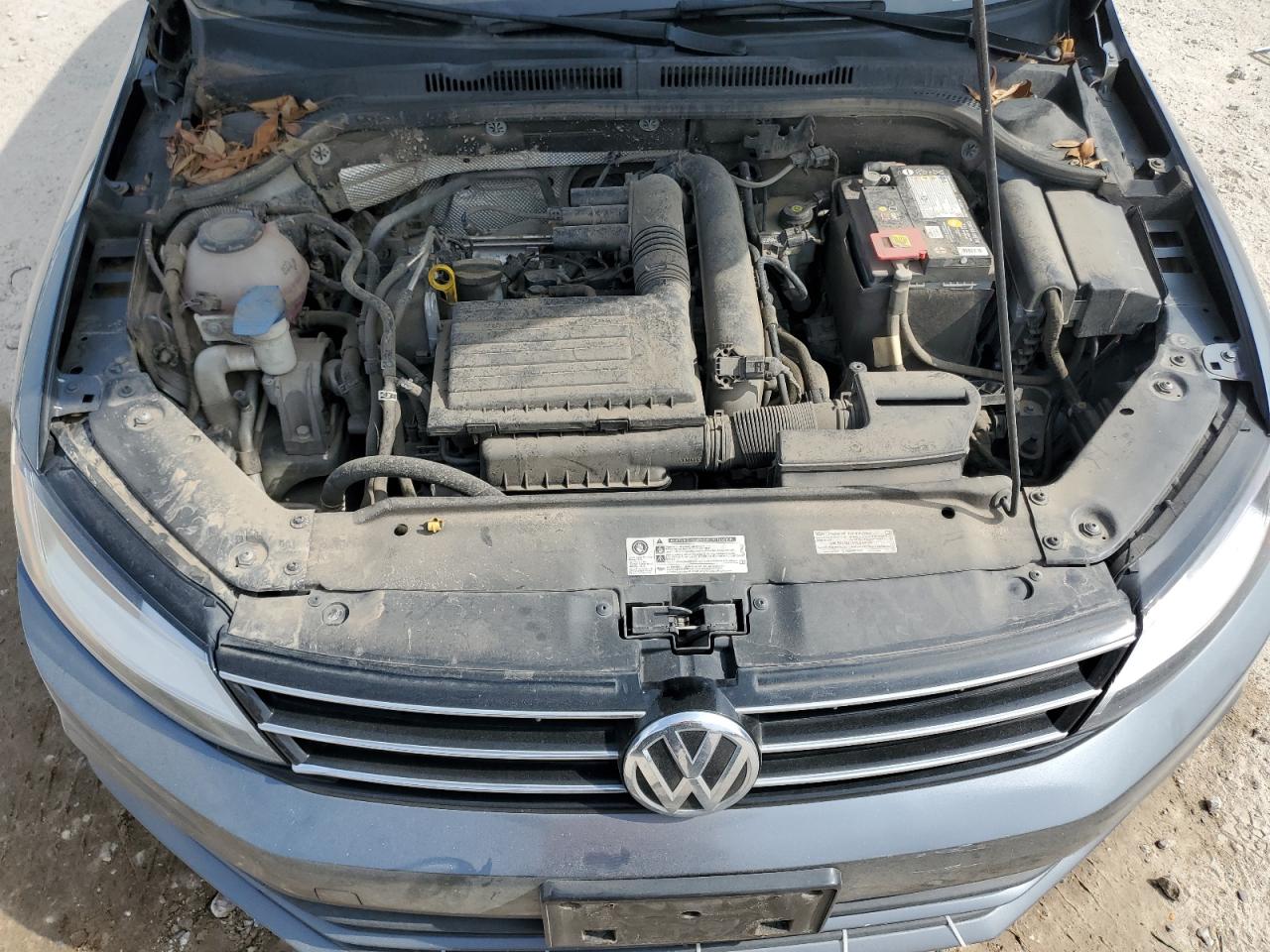 2018 Volkswagen Jetta - Image 11