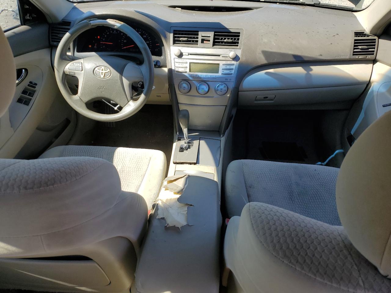 2011 Toyota Camry - Image 8