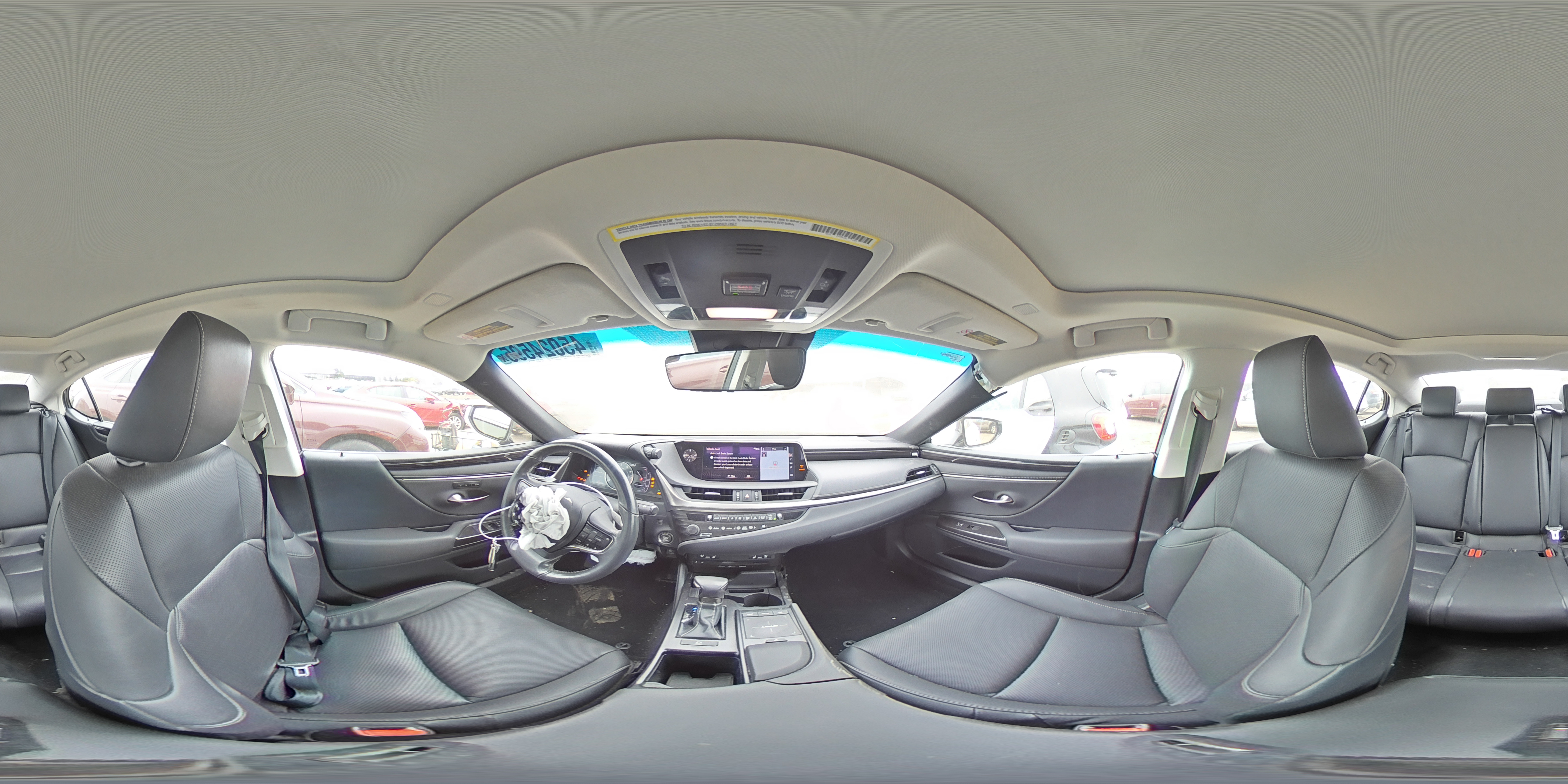 2019 Lexus ES - Image 13