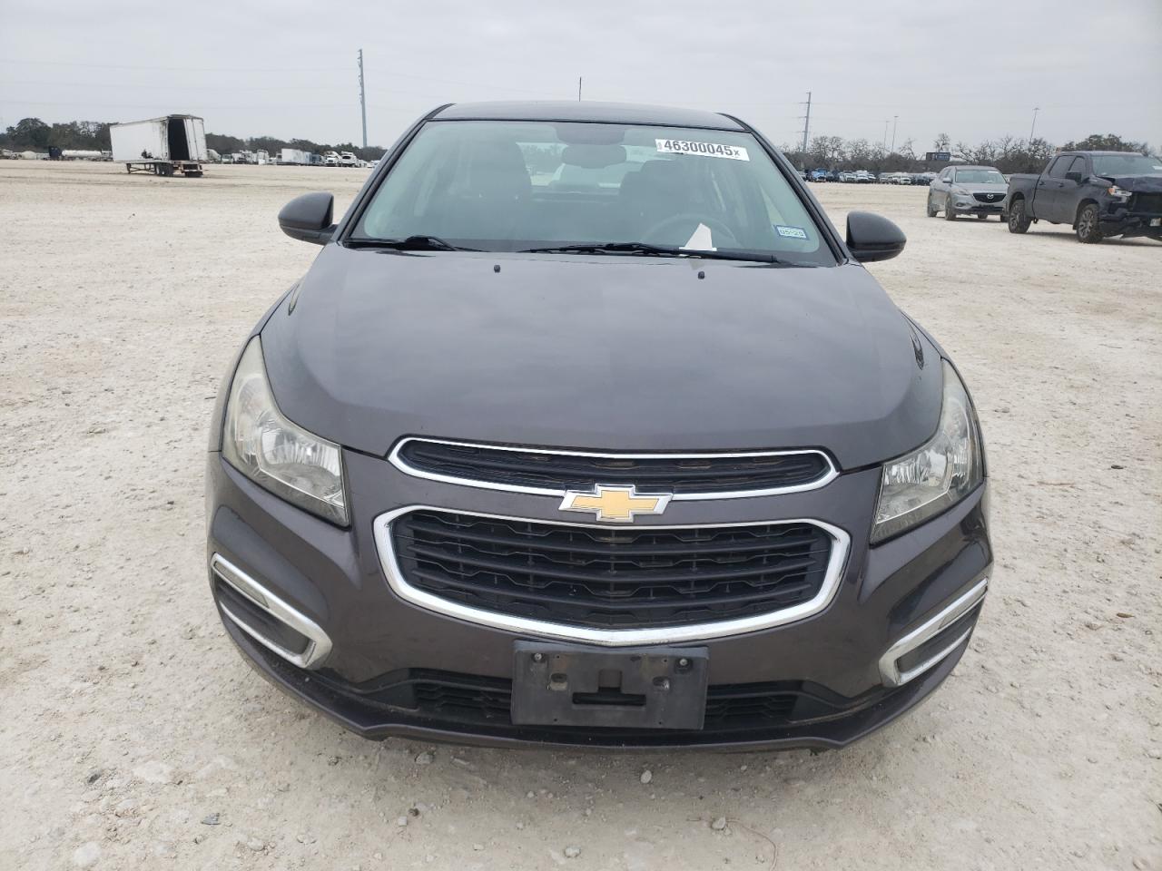 2016 Chevrolet Cruze - Image 5
