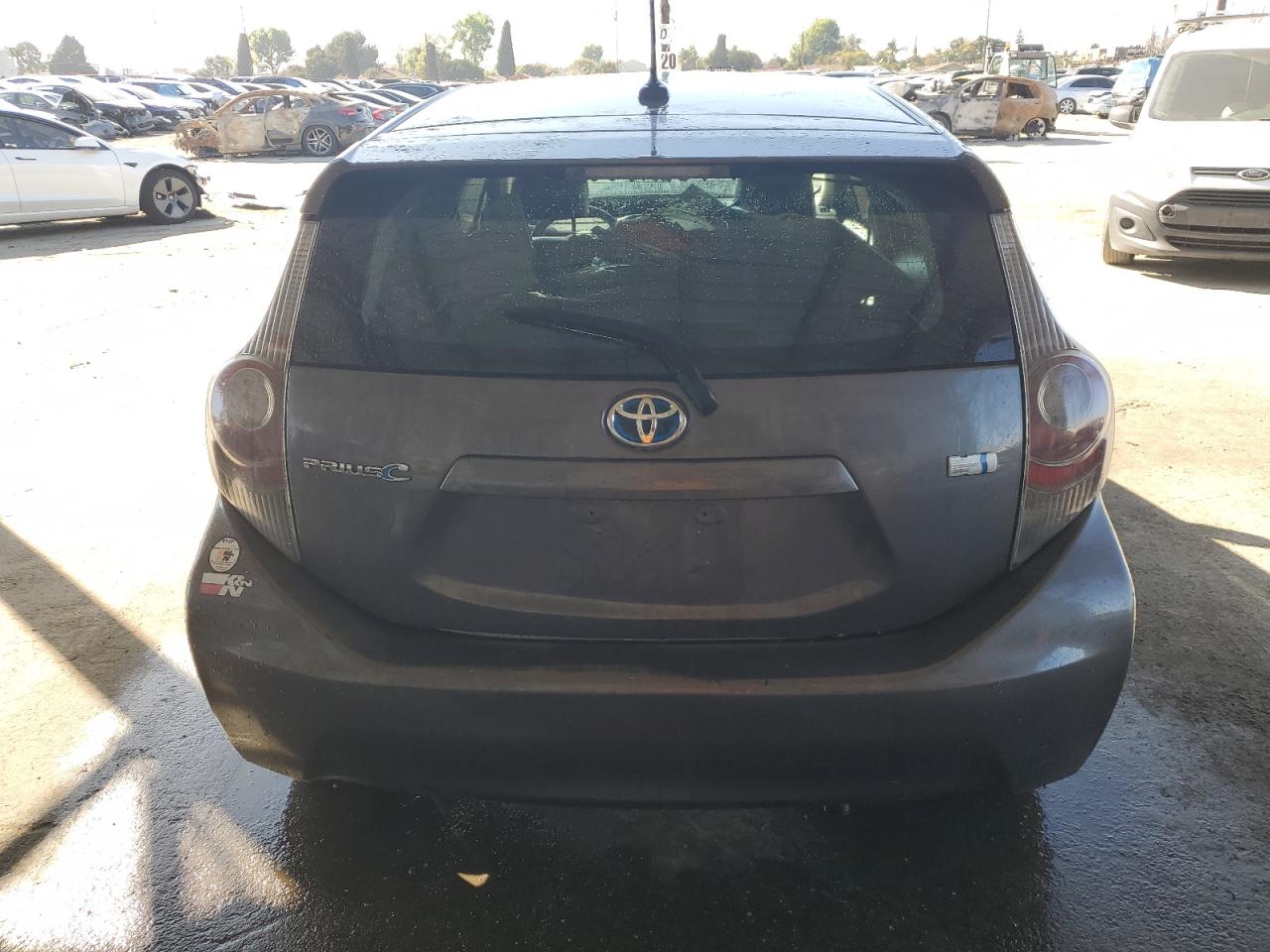 2012 Toyota Prius - Image 6