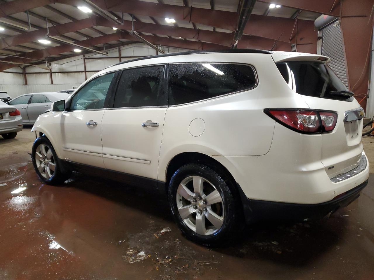 2014 Chevrolet Traverse - Image 2