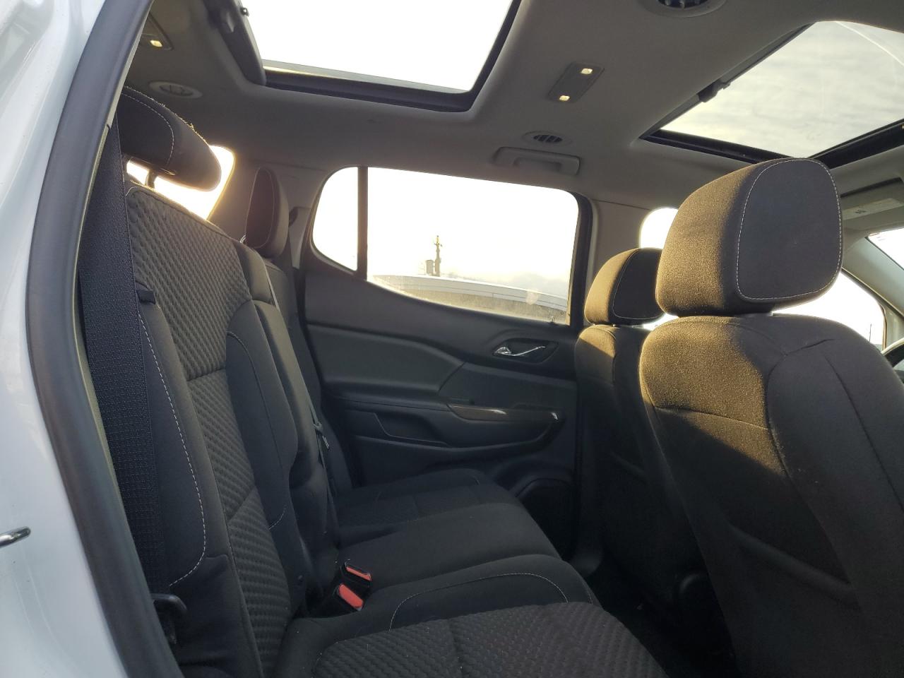 2019 GMC Acadia - Image 11
