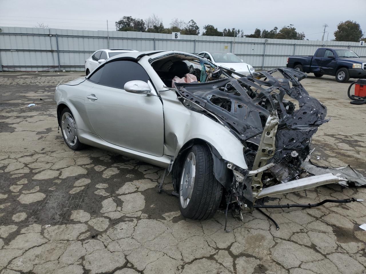 2002 Lexus SC - Image 4