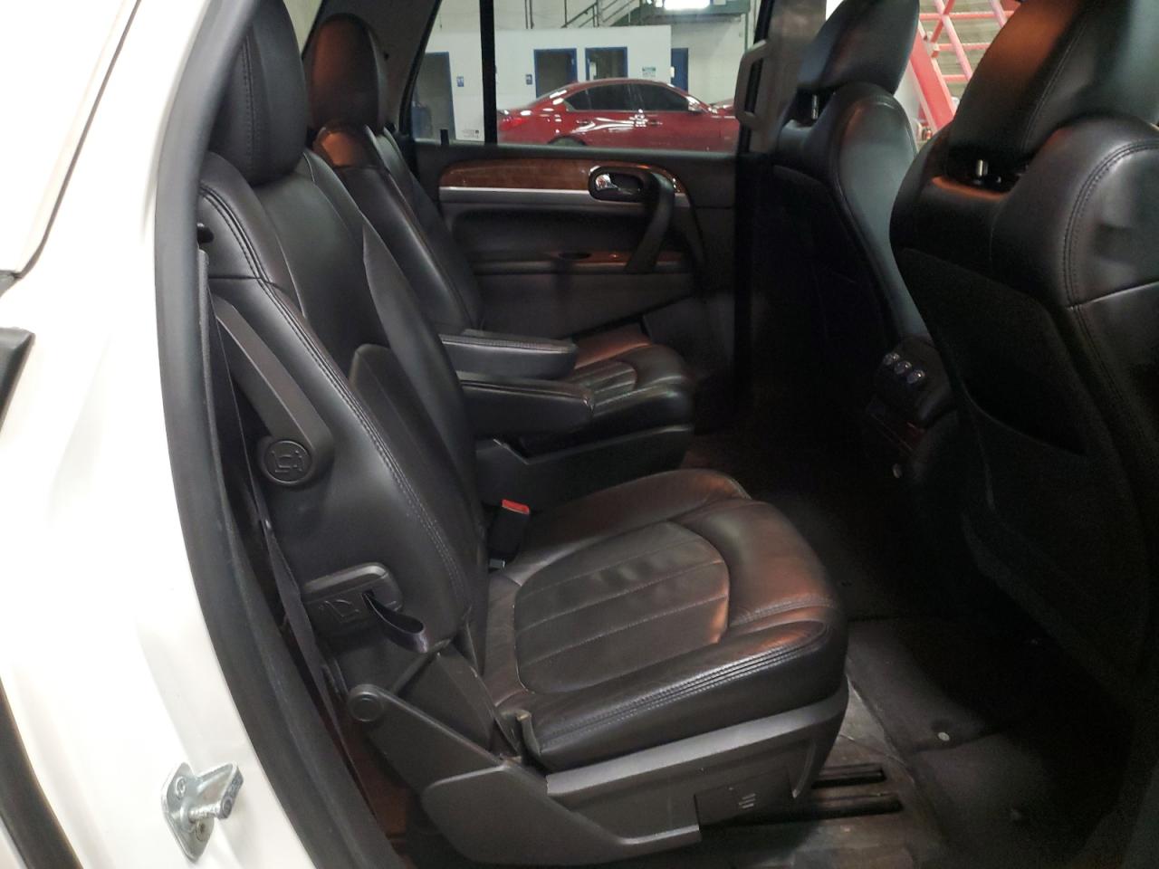 2012 Buick Enclave - Image 11