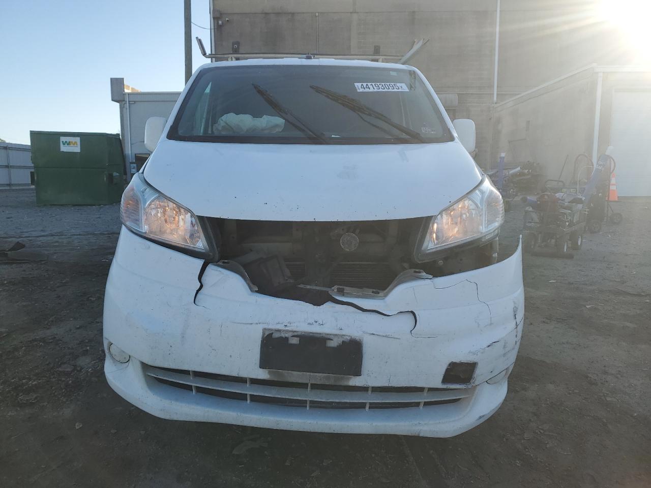 2014 Nissan NV - Image 5