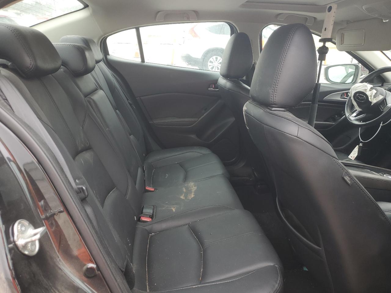 2018 Mazda 3 - Image 11