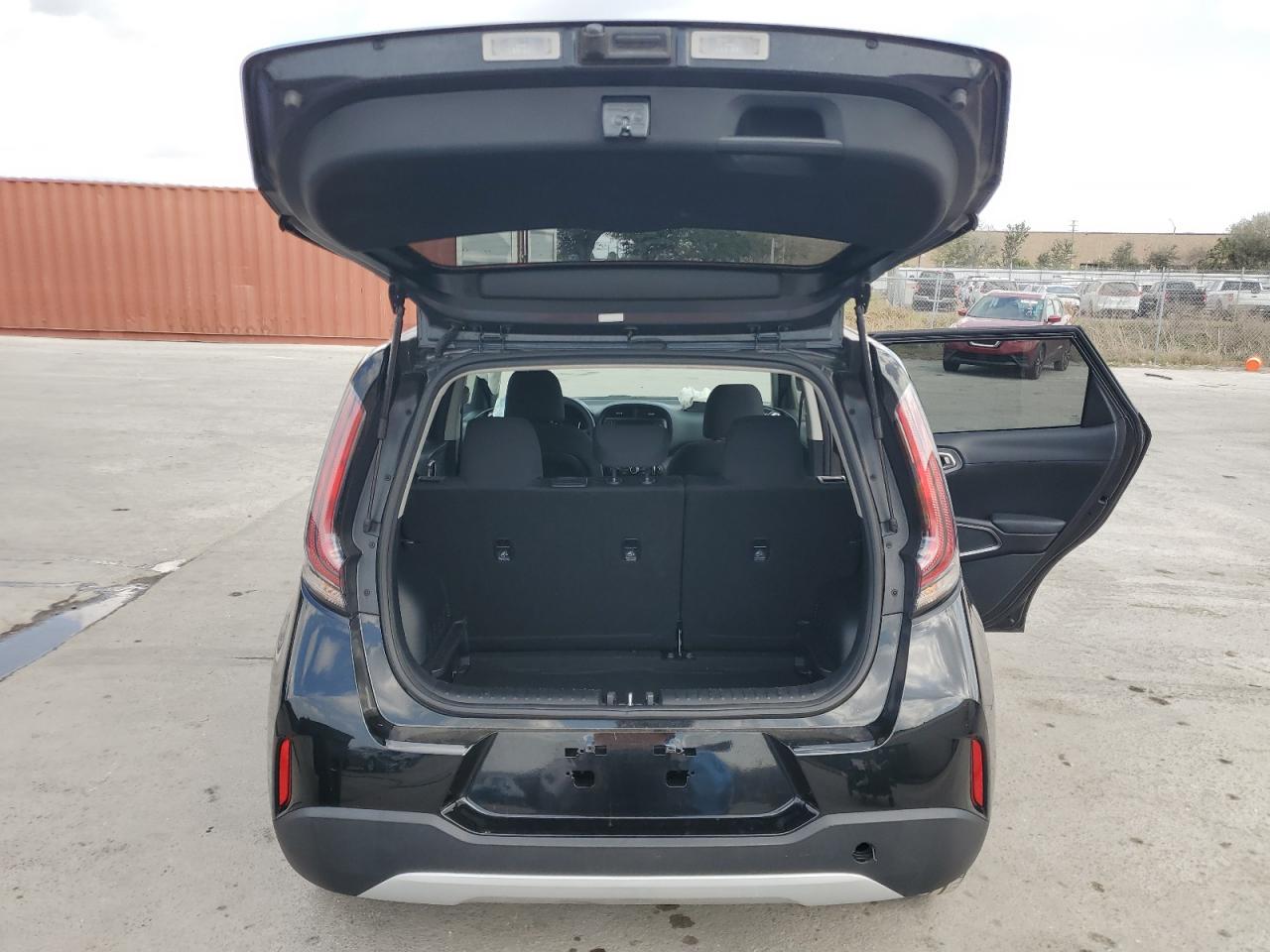2023 Kia Soul - Image 6