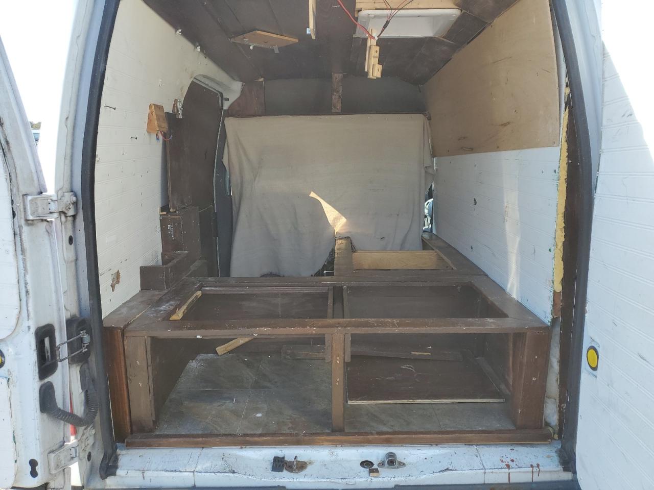 2012 Ford Transit - Image 10