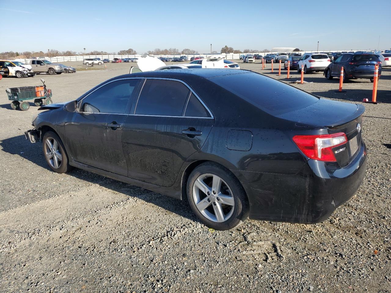 2014 Toyota Camry - Image 2