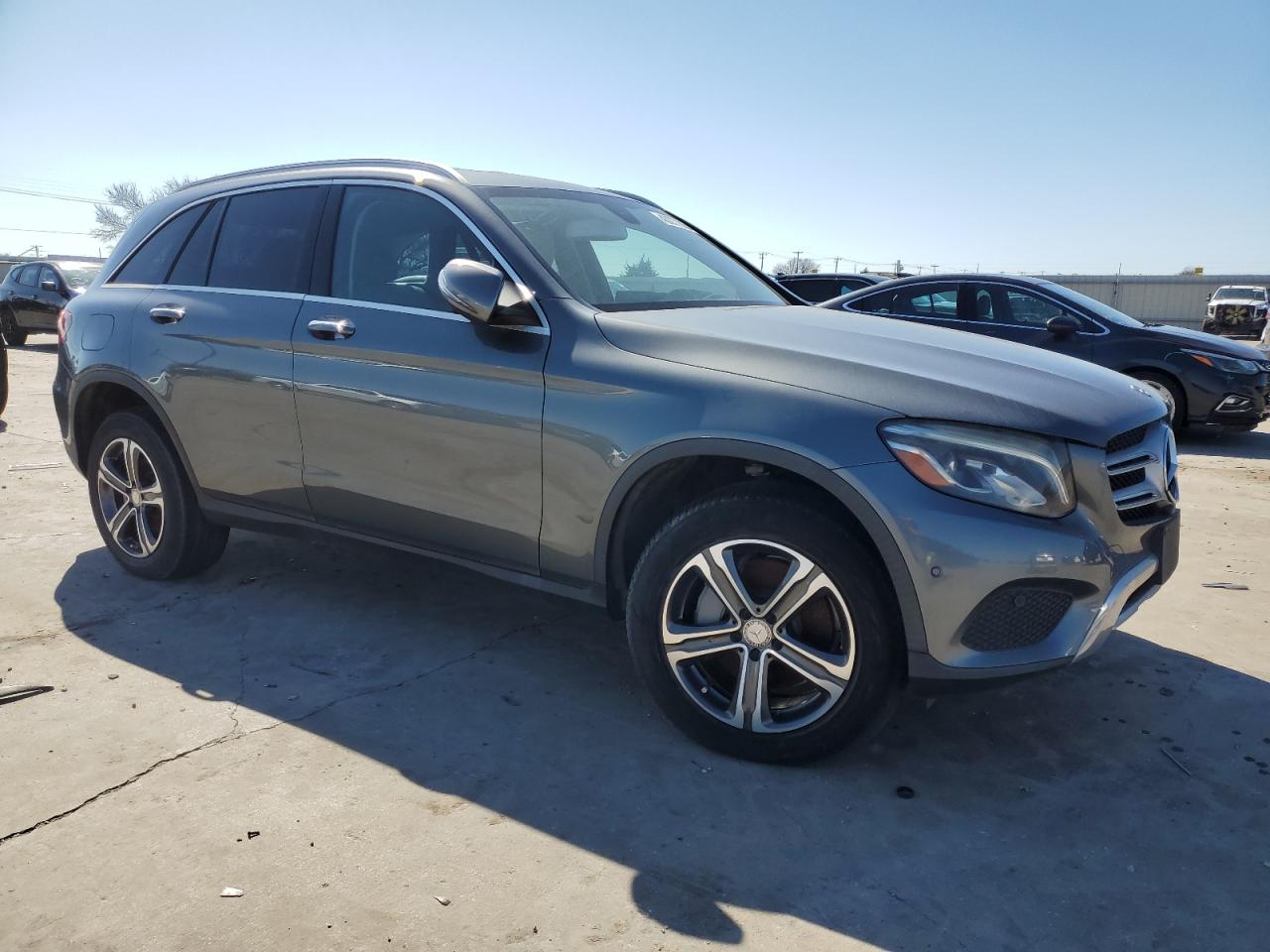 2017 Mercedes-Benz GLC - Image 4