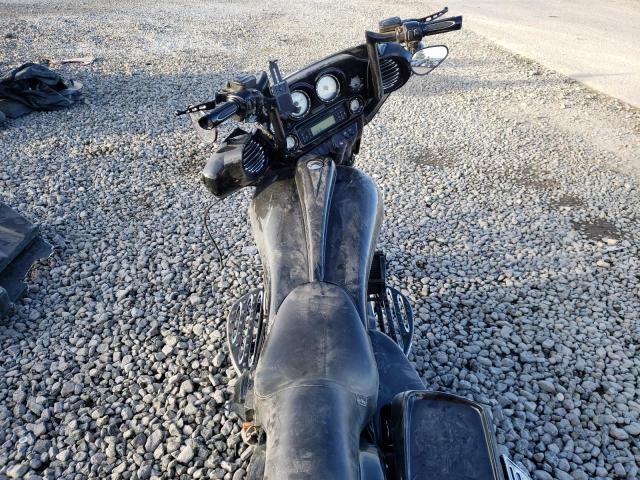 2011 HARLEY-DAVIDSON FLHX   