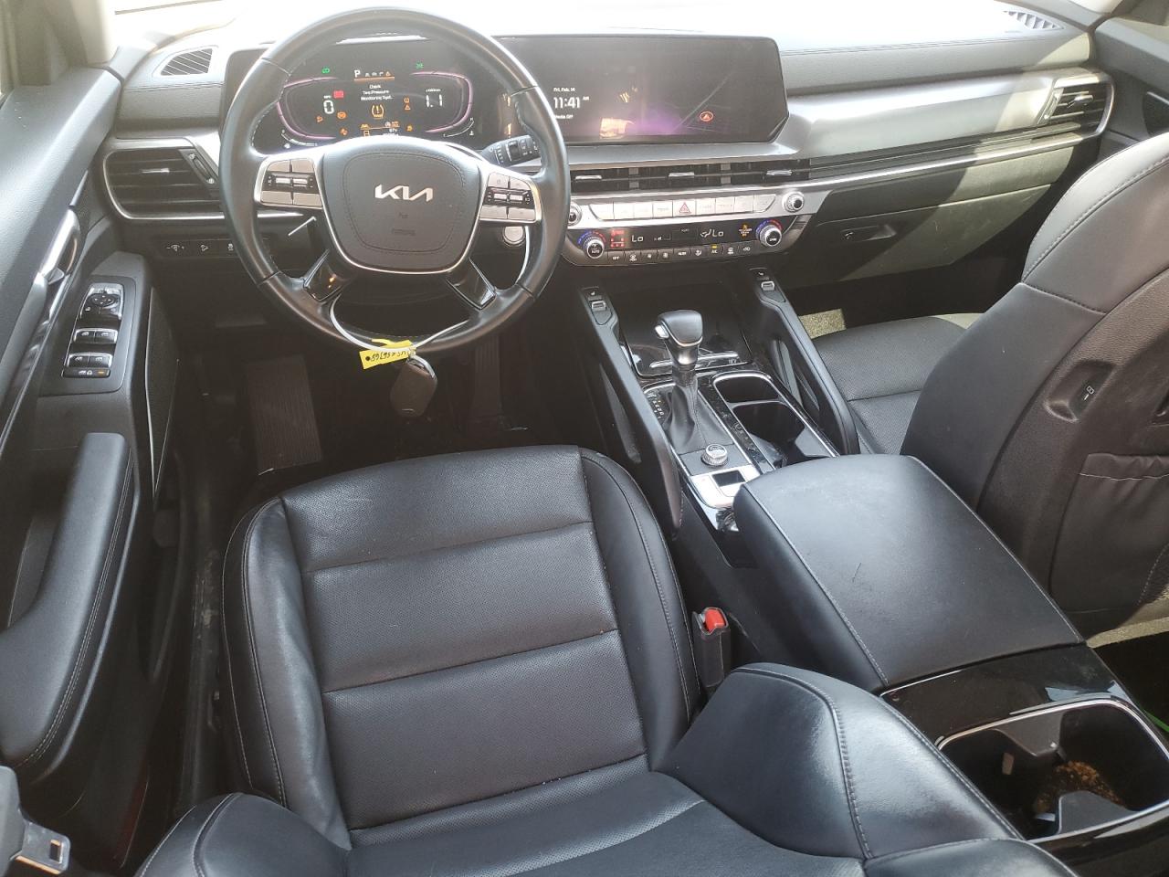 2023 Kia Telluride - Image 8