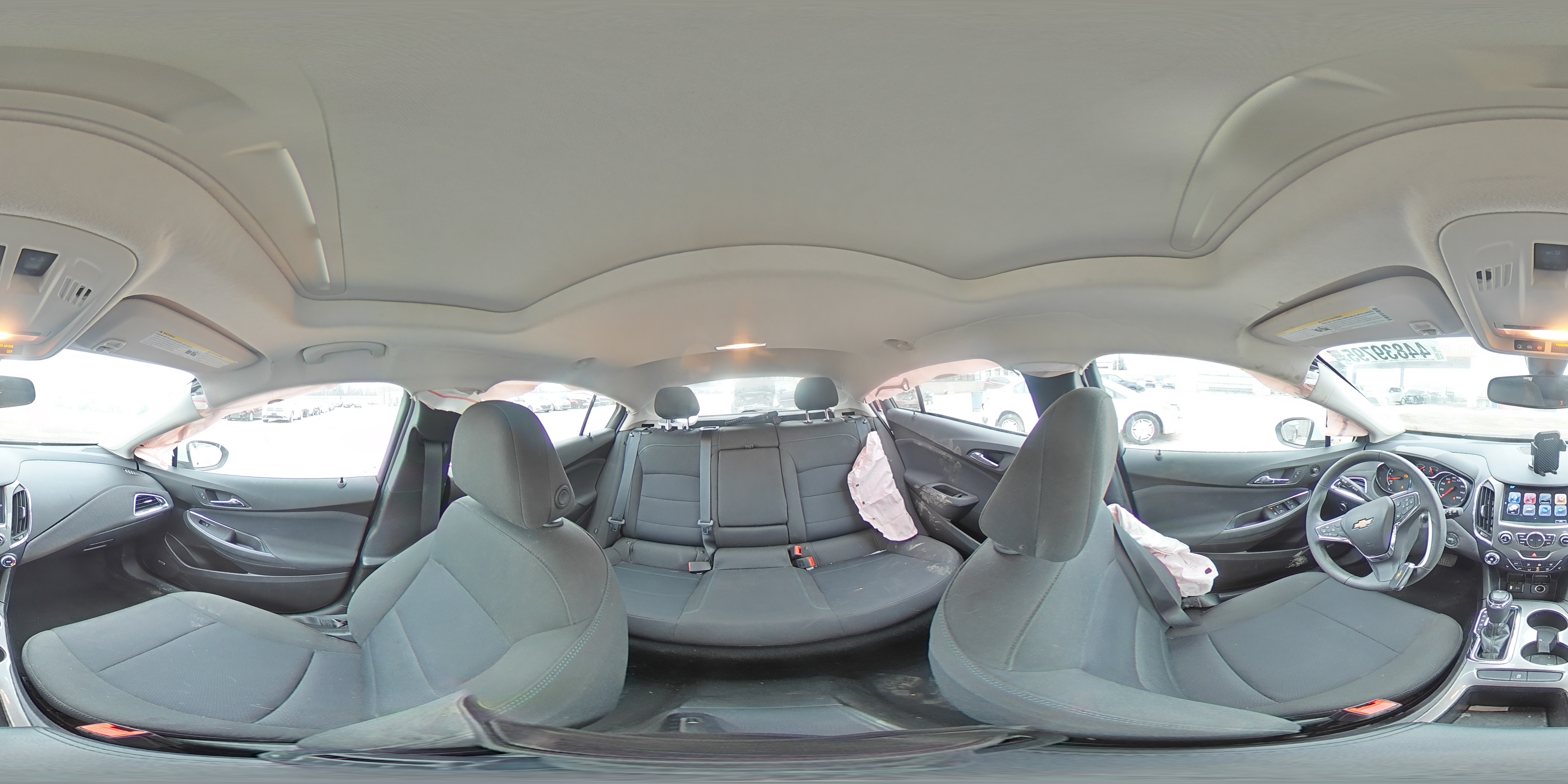 2018 Chevrolet Cruze - Image 13