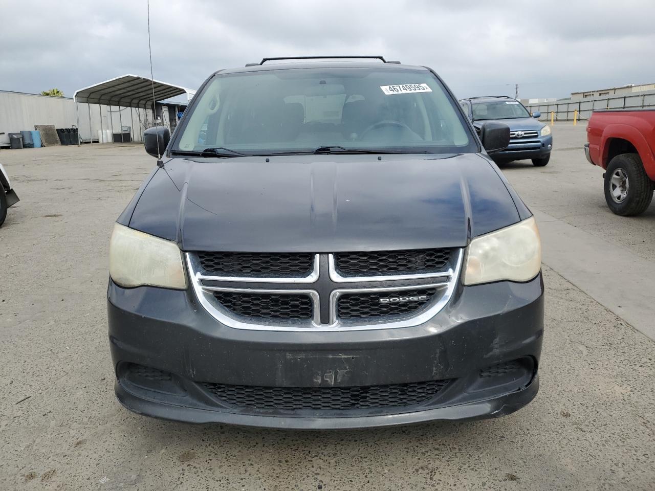2012 Dodge Caravan - Image 5