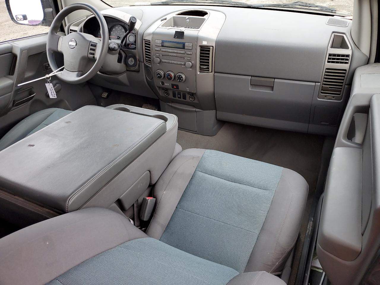 2006 Nissan Titan - Image 8