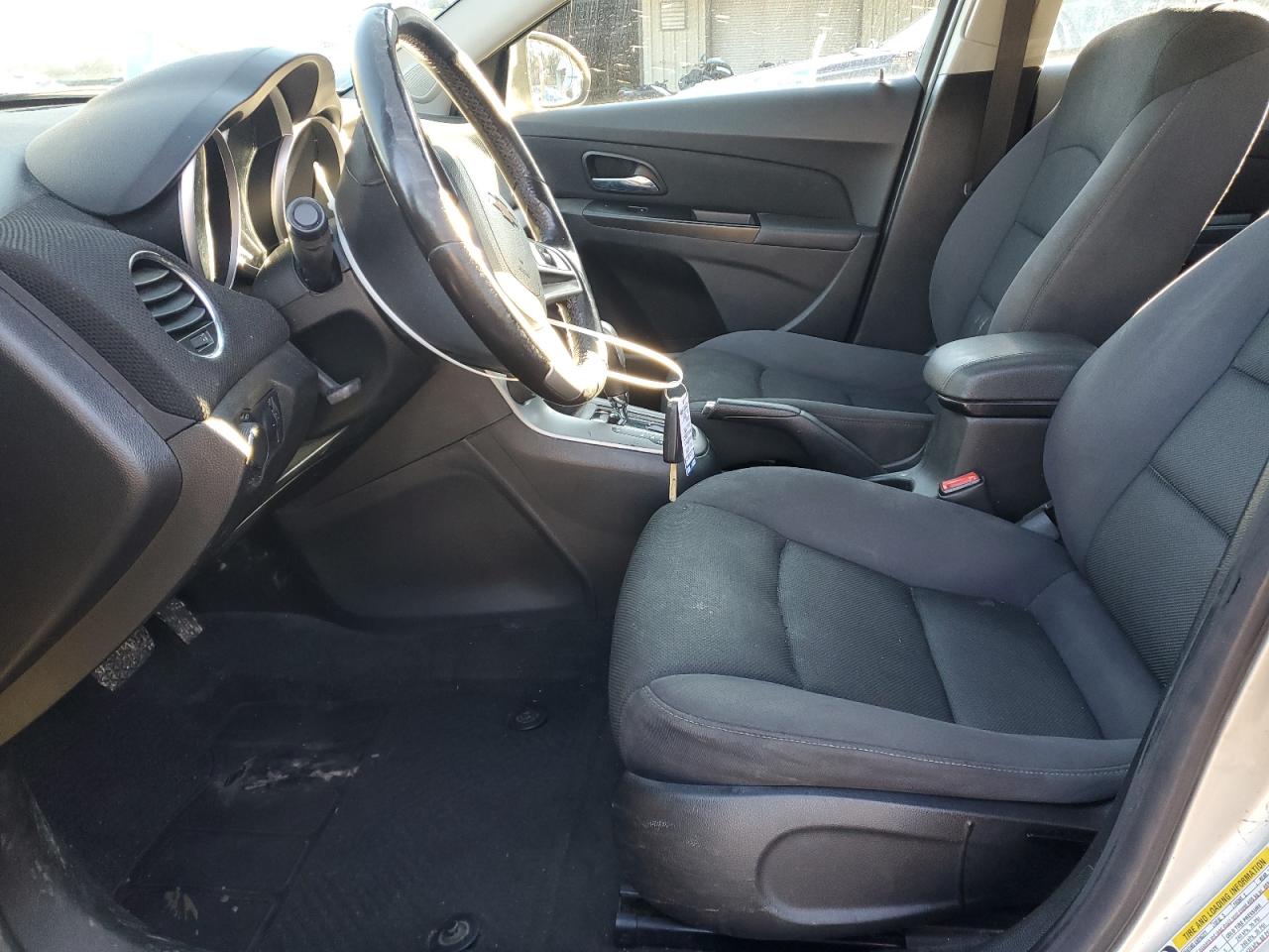 2014 Chevrolet Cruze - Image 7