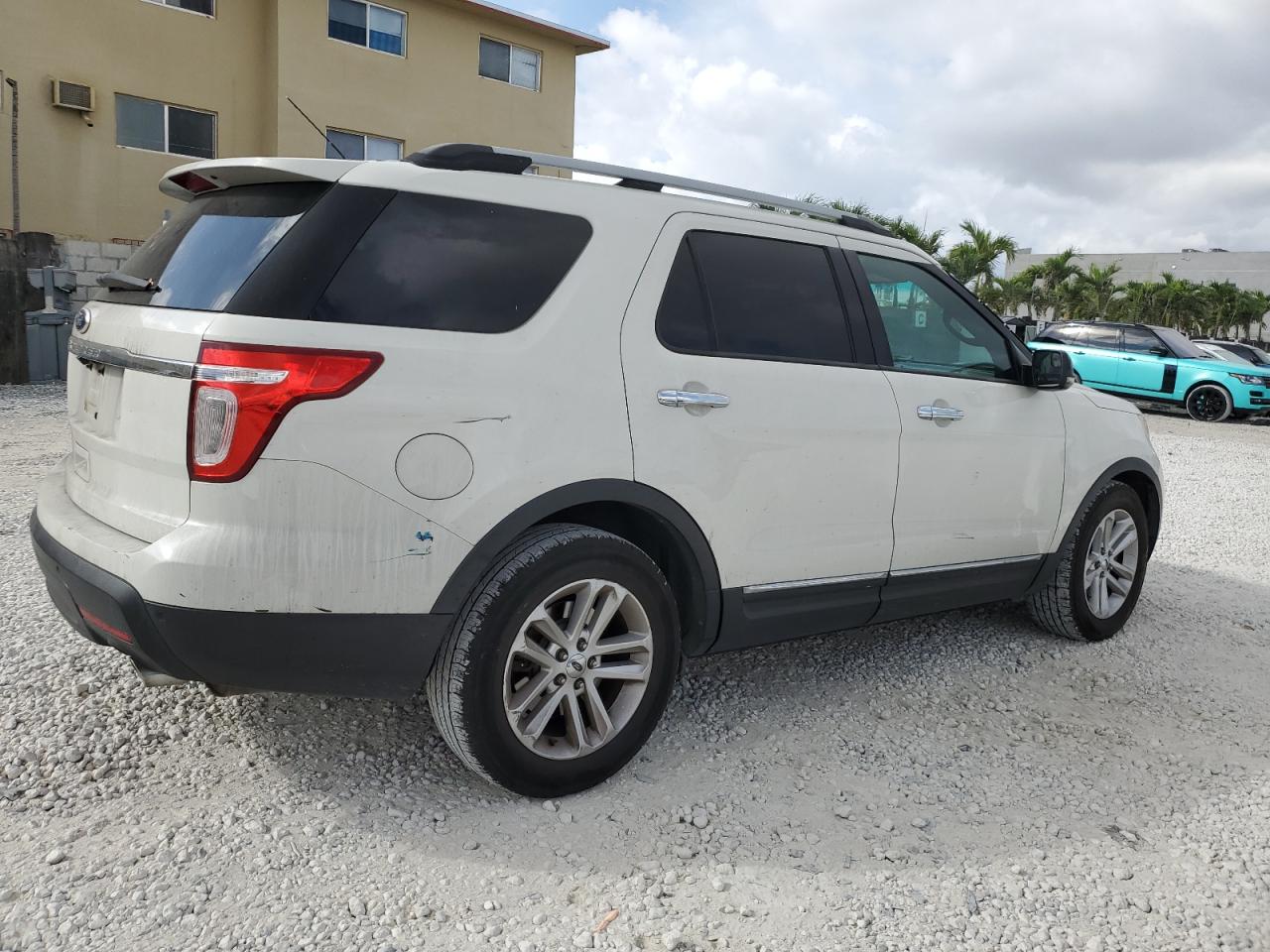 2011 Ford Explorer - Image 3