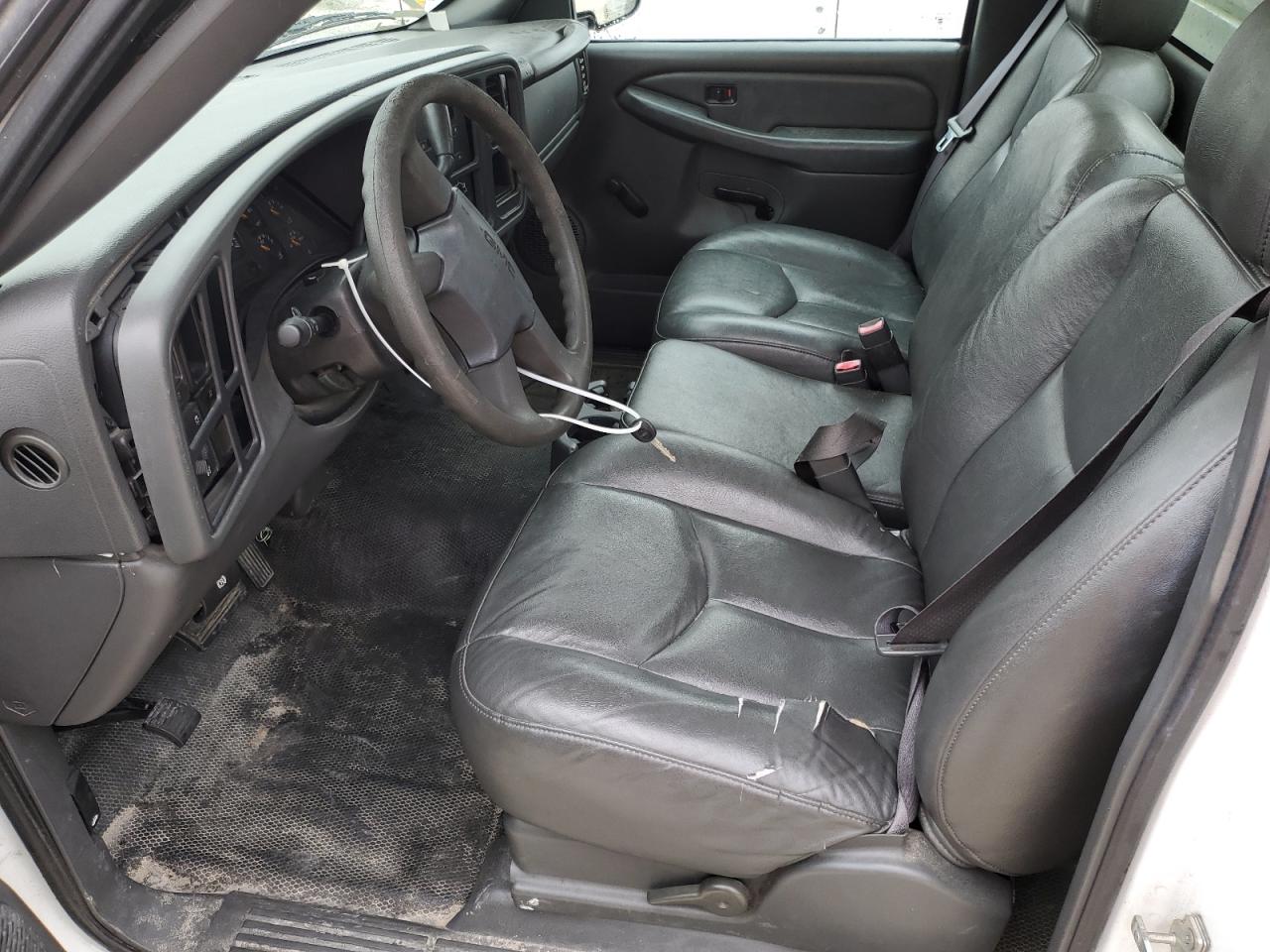2006 GMC Sierra - Image 7