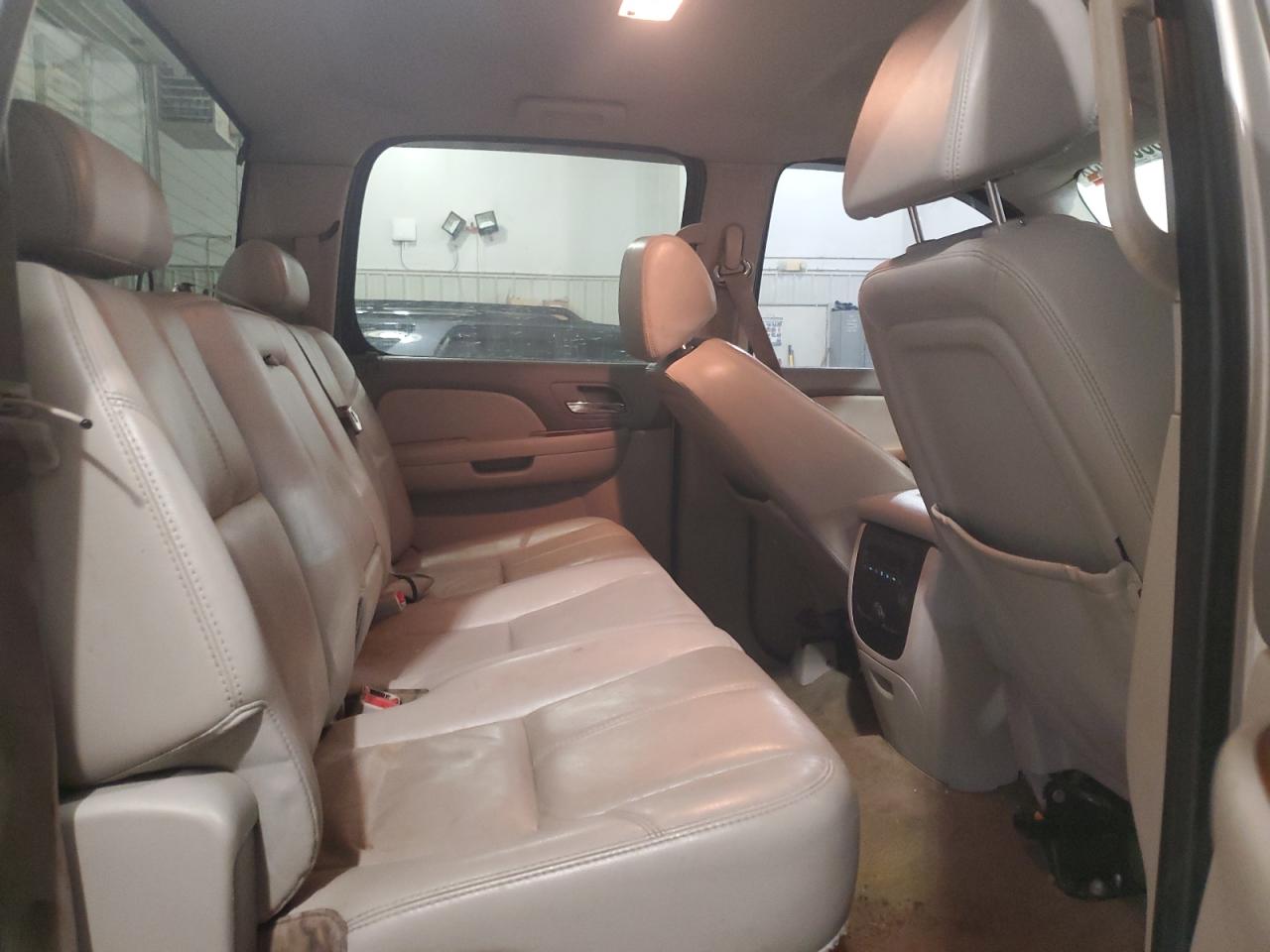 2008 GMC Sierra - Image 10