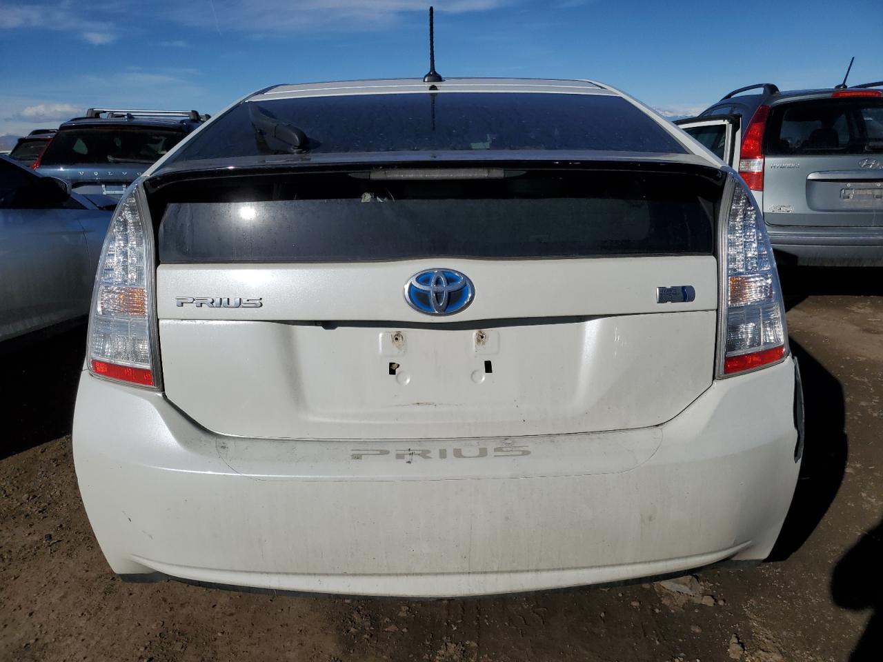 2011 Toyota Prius - Image 6