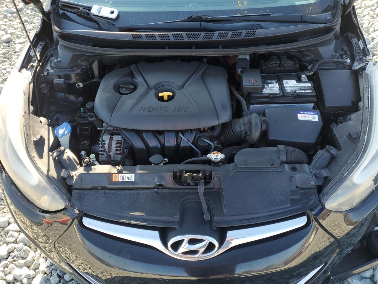 2014 Hyundai Elantra - Image 12
