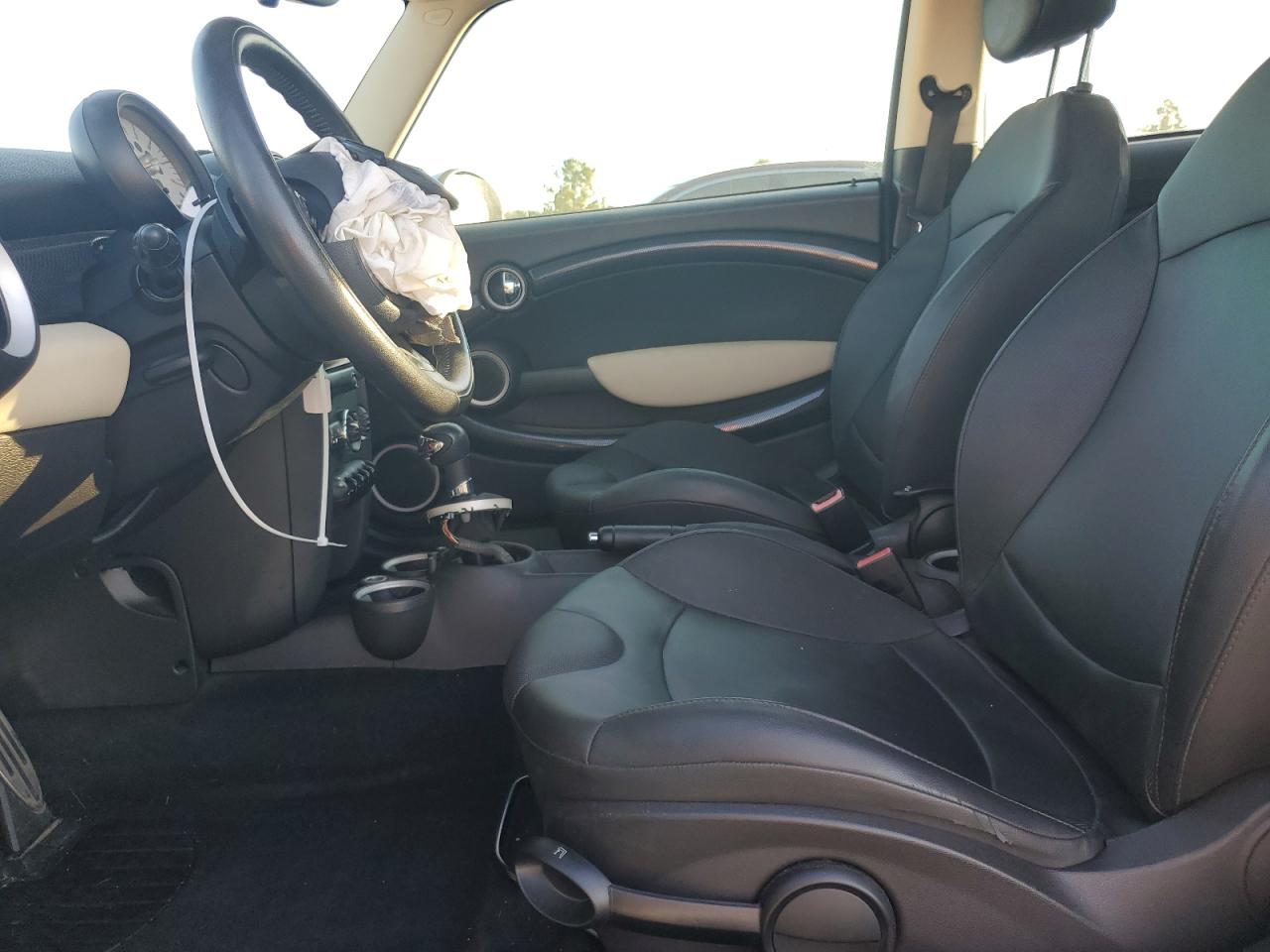 2011 Mini Cooper S VIN: WMWSV3C51BTY11811 Lot: 46376655