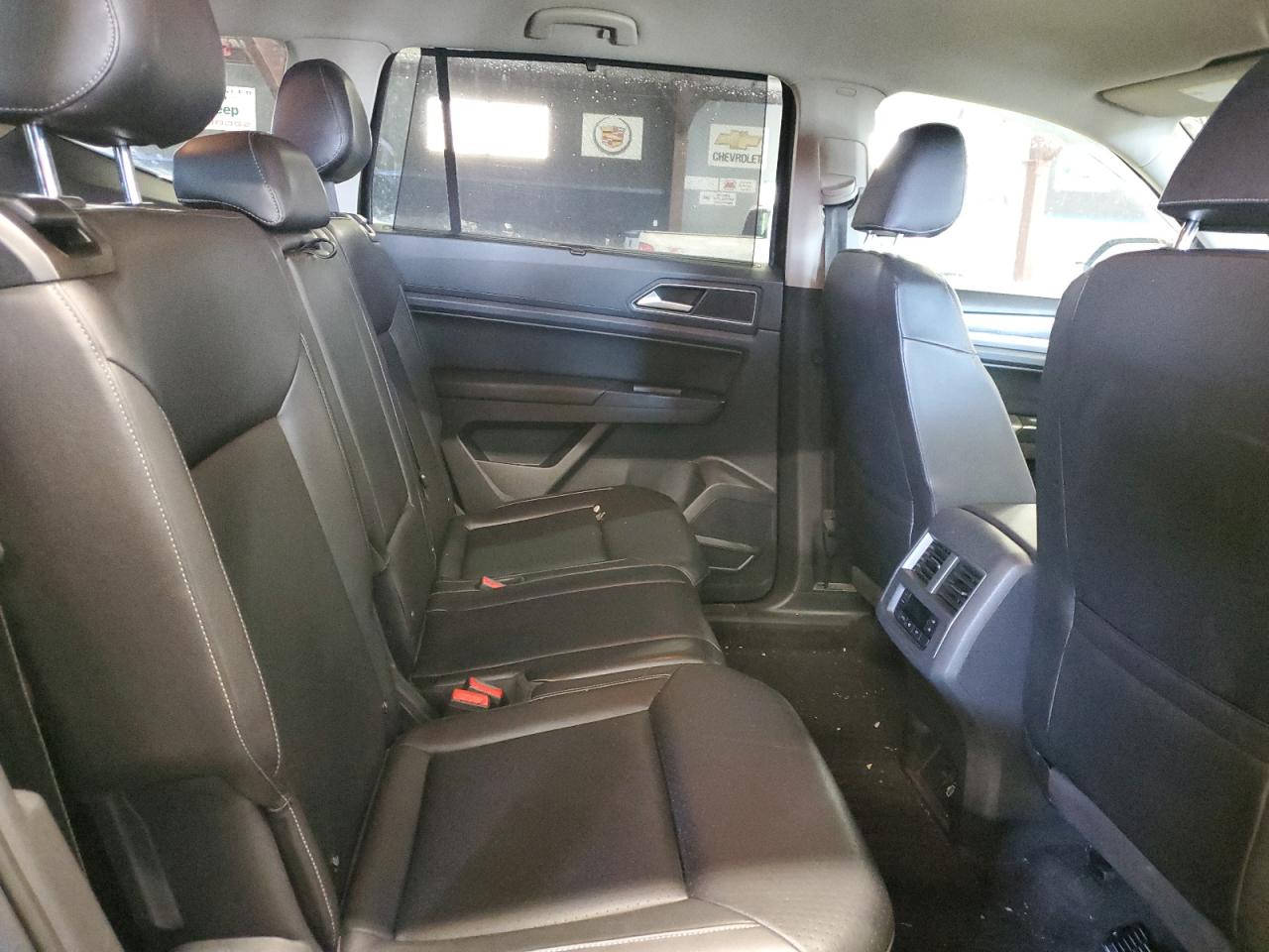 2018 Volkswagen Atlas - Image 11