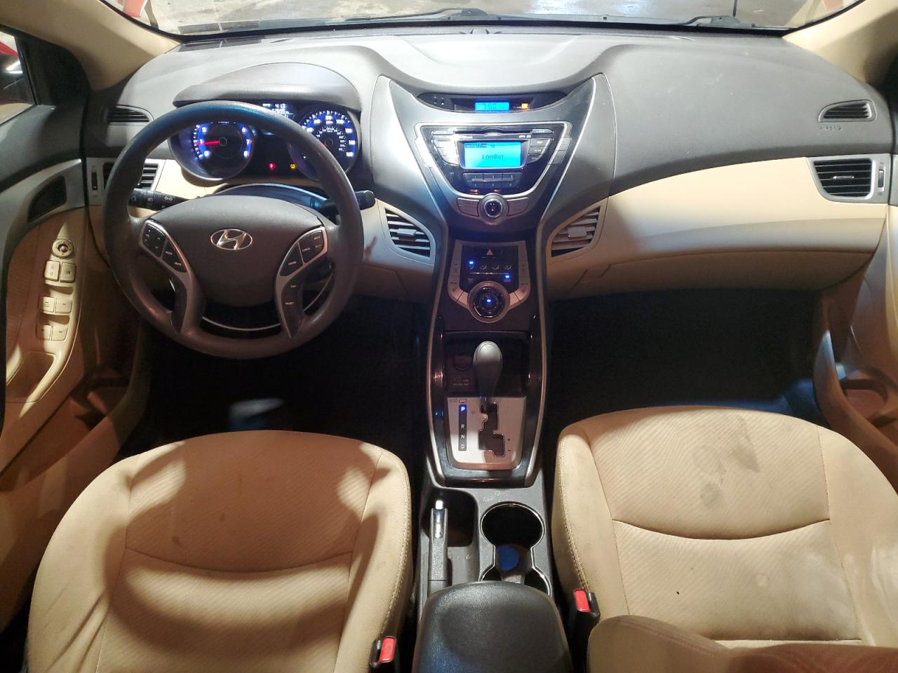 2013 Hyundai Elantra - Image 8