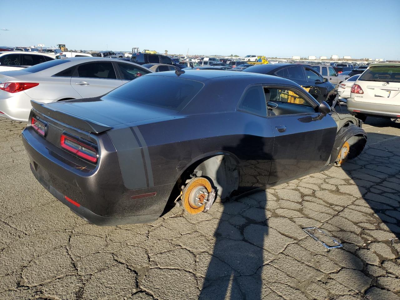 2016 Dodge Challenger - Image 3