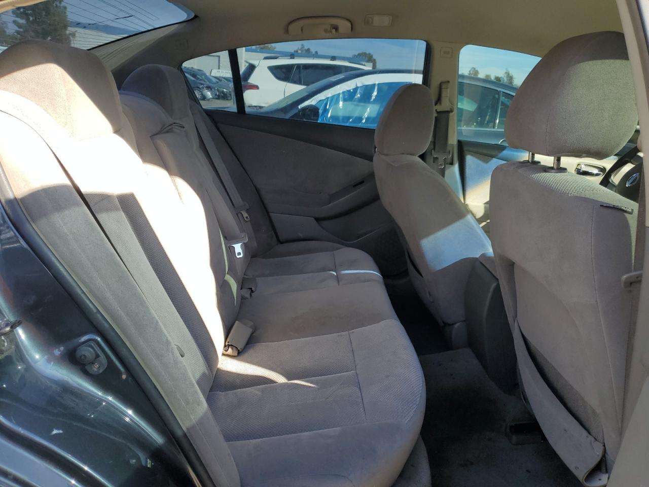 2009 Nissan Altima - Image 10
