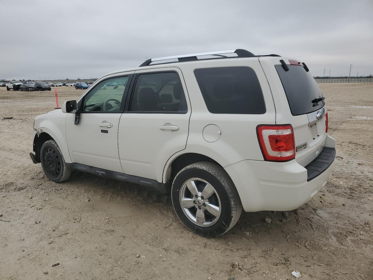 2011 Ford Escape - Image 2