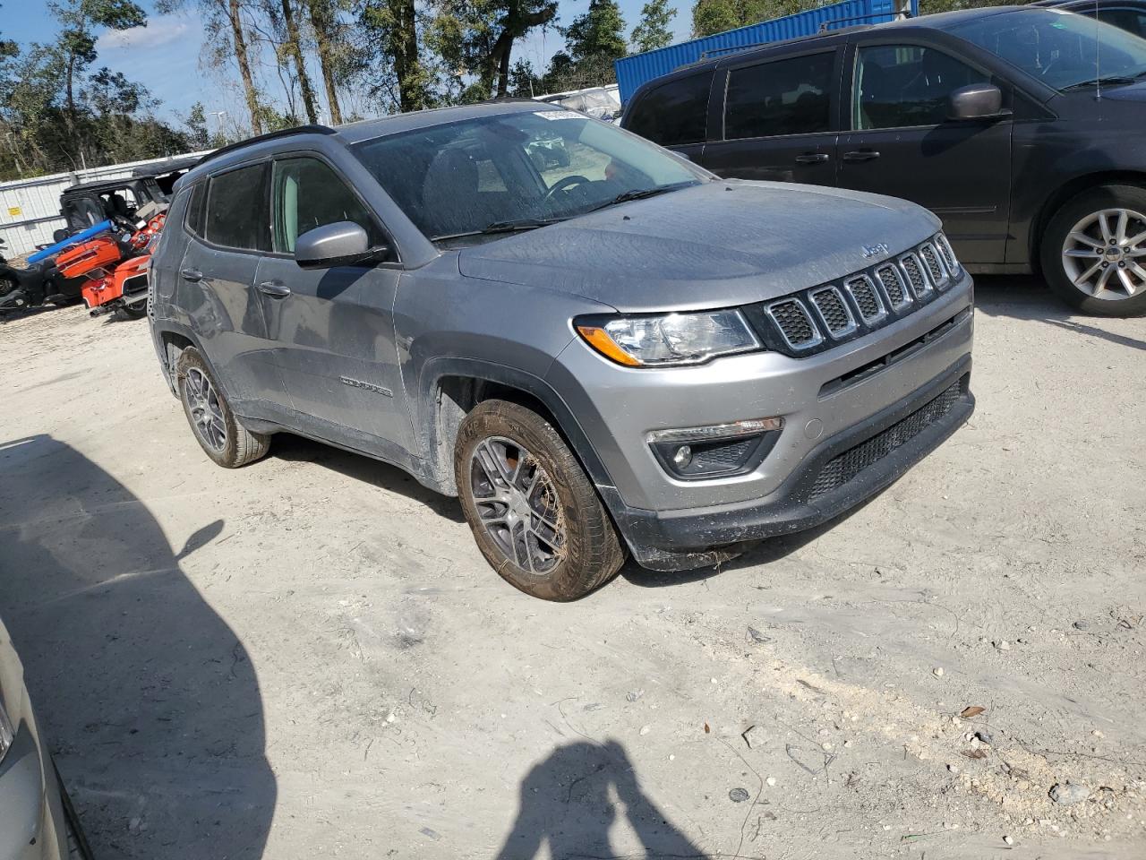 2018 Jeep Compass - Image 4