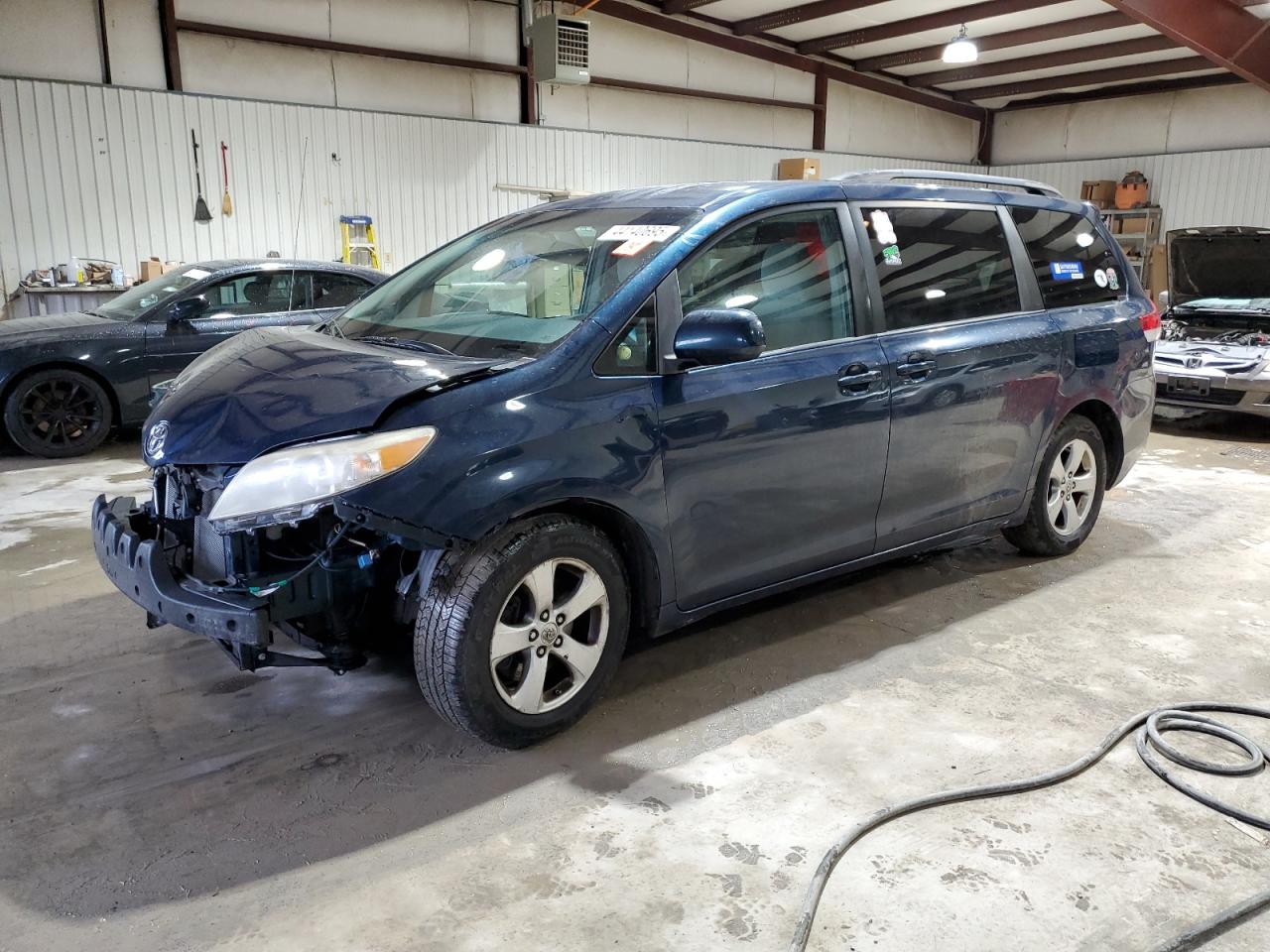 2011 Toyota Sienna - Image 1