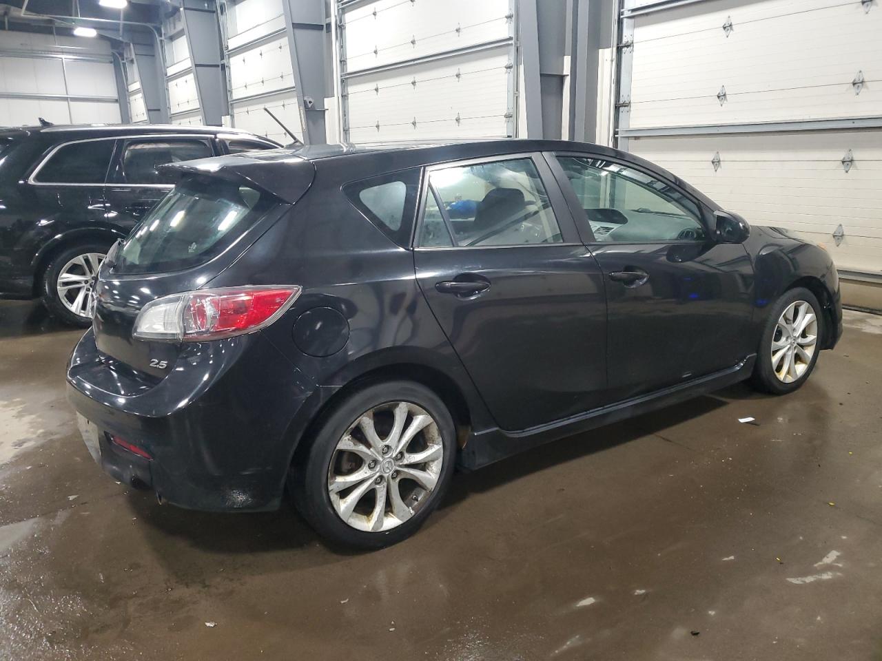 2011 Mazda 3 - Image 3