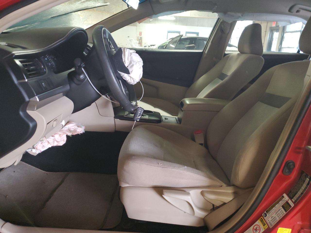 2012 Toyota Camry - Image 7