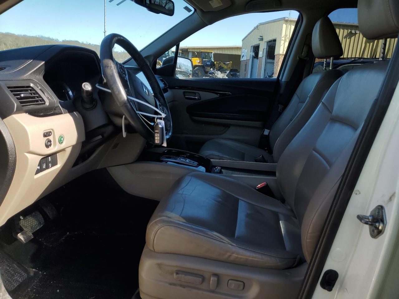 2017 Honda Pilot - Image 7
