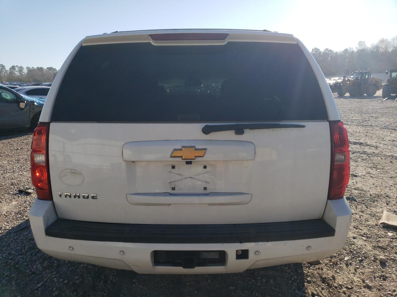 2014 Chevrolet Tahoe - Image 6