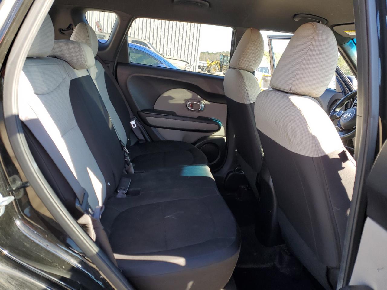 2015 Kia Soul - Image 10