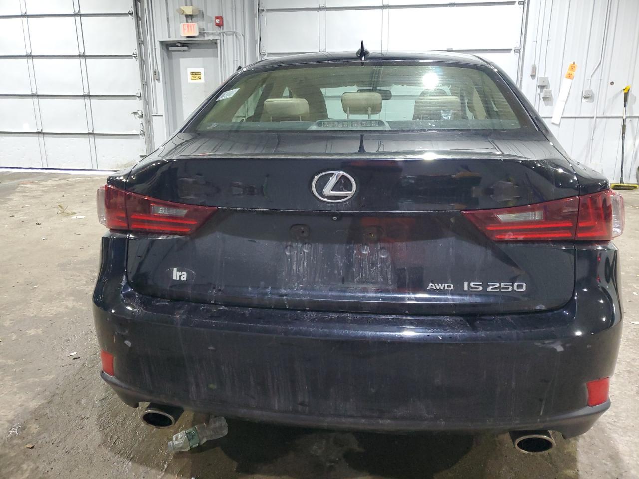 2015 Lexus IS - Image 6
