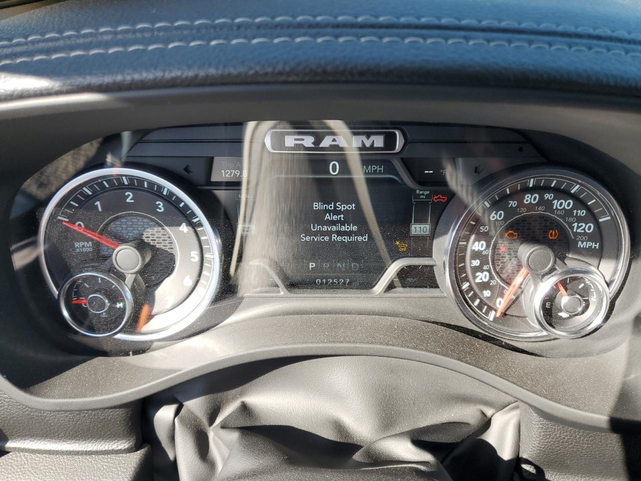 2022 RAM 1500 - Image 9