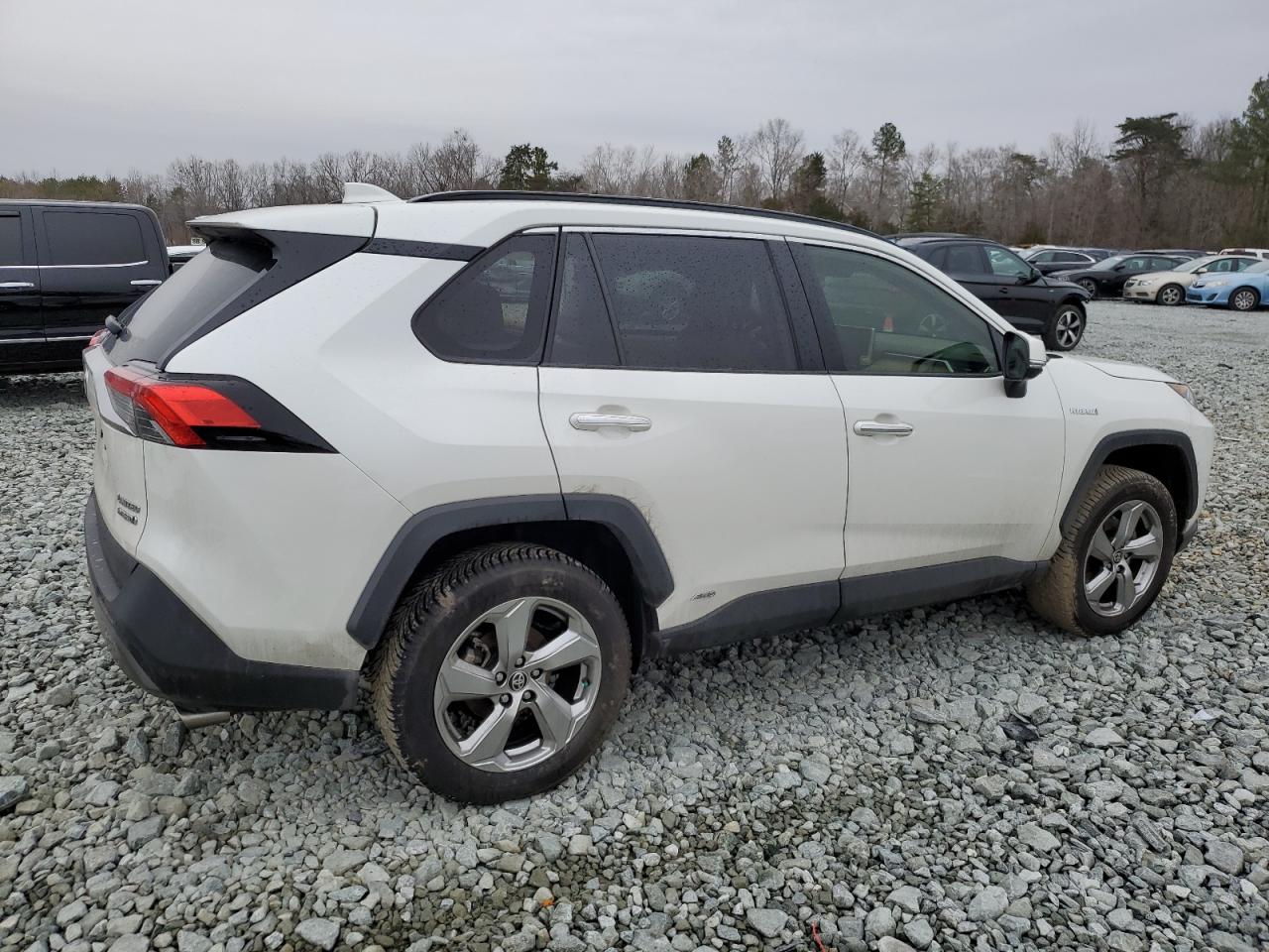 2020 Toyota RAV 4 - Image 3