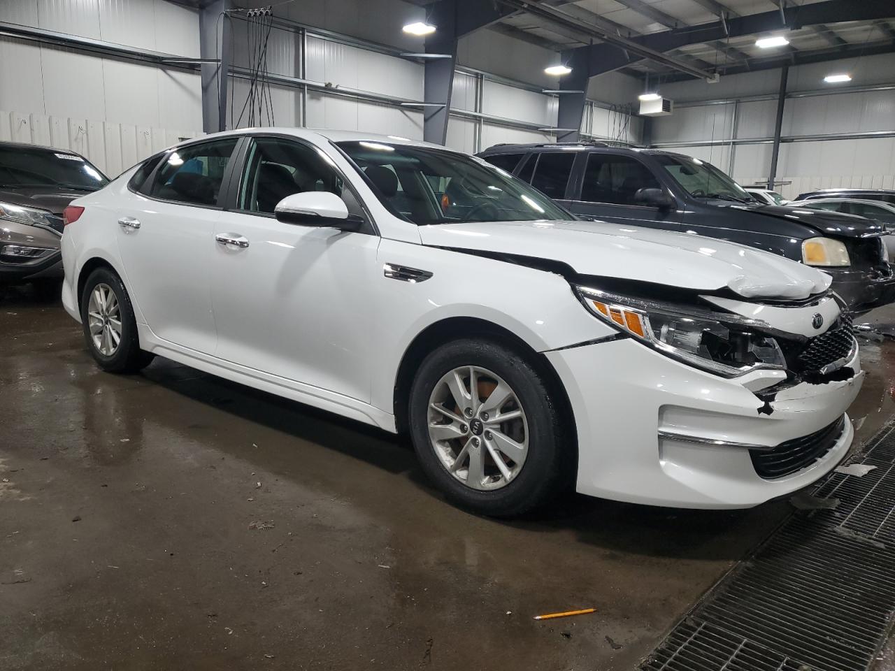 2018 Kia Optima - Image 4