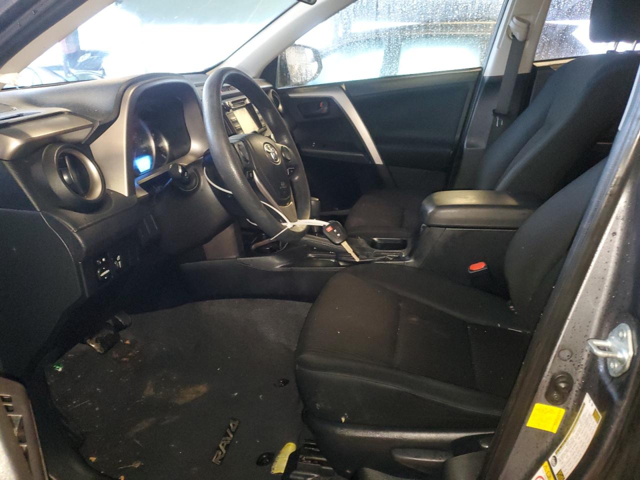 2016 Toyota RAV 4 - Image 7