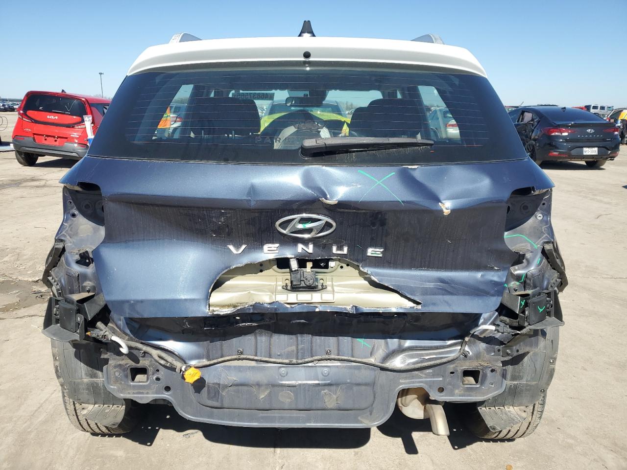 2020 Hyundai Venue - Image 6
