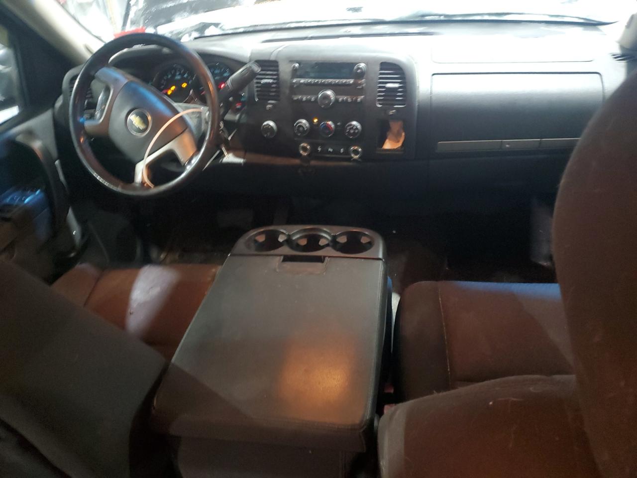 2012 Chevrolet Silverado - Image 8