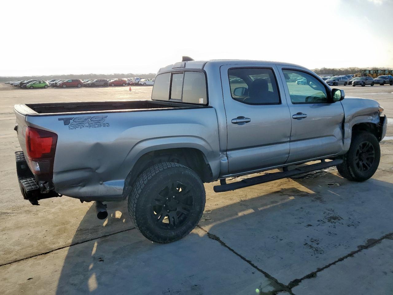 2021 Toyota Tacoma - Image 3